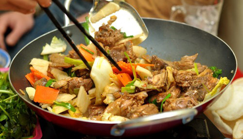 Lộc Vừng - Cơm Rang & Mì Trộn