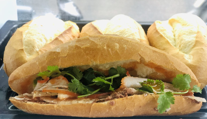 Bánh Mì & Cafe Chú Bull