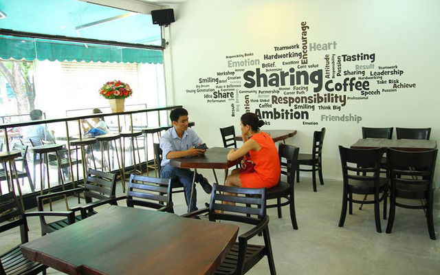 Sharing Coffee - Võ Văn Tần