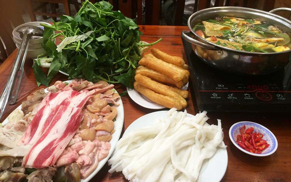 Huyền - Lẩu Bò Chua Cay