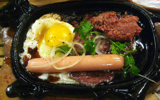 Bò Bít Tết Việt - Tô Ký