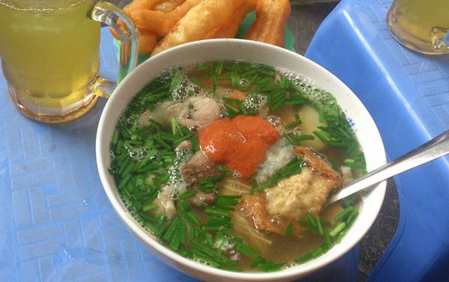 Phở Bò & Mì Vằn Thắn - Bạch Đằng