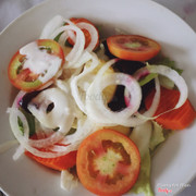 Salad ăn kèm trừu nướng