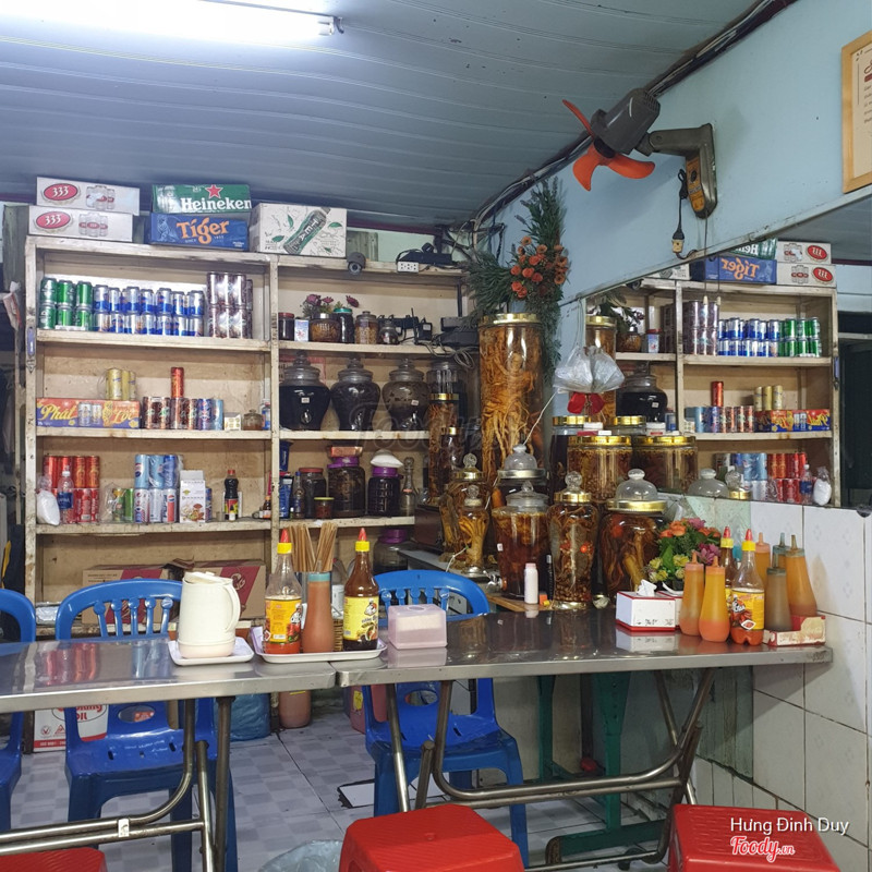 Kệ rượu