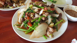 bò xào cần