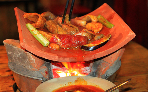 Nướng Ngói Hai Còn