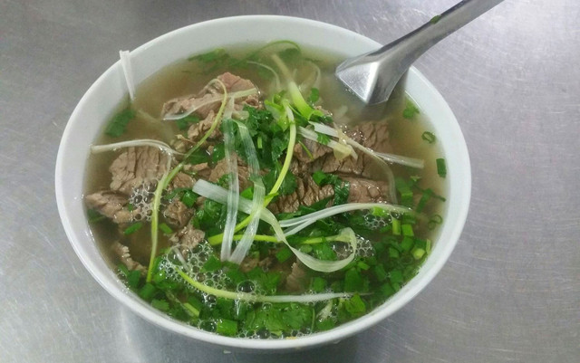 Huy Đồi - Phở Bò & Cơm Rang