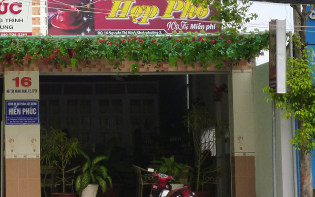 Hợp Phố Cafe 