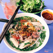 bún ốc thịt bò