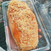 BÁNH MÌ PHOMAI TAN CHẢY