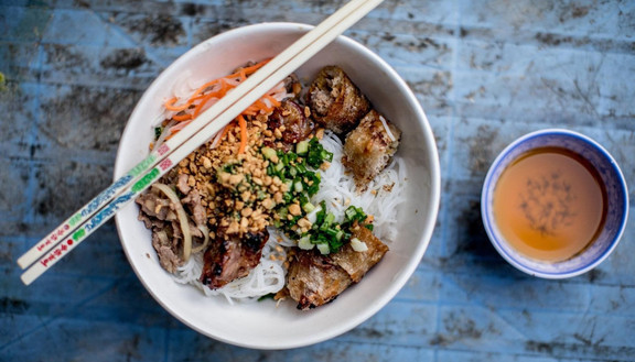 Cơm Tấm & Bún Thịt Nướng - Tân Kỳ Tân Quý