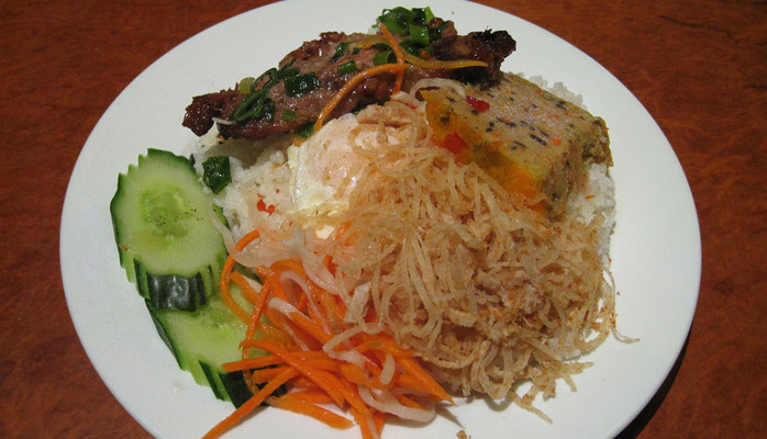 Ánh Dương - Cơm Tấm, Cafe & Giải Khát