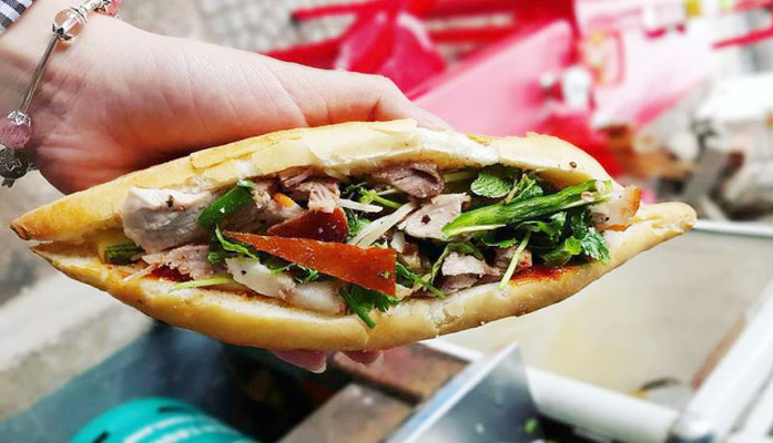 Bánh Mì Thịt & Bánh Mì Chả Cá