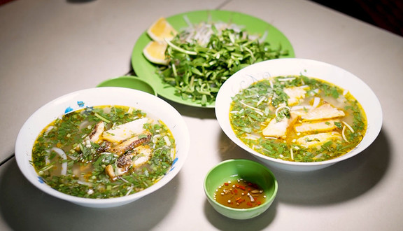 Bánh Canh Cá Lóc - Mã Lò