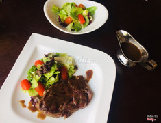 Striploin Au 150gr(75k có sẵn sốt và salad luôn)