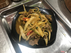  Bắp bò xào hành tây