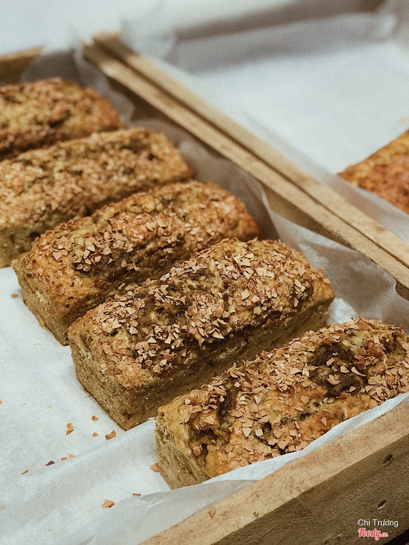 Oatbread- bán chạy nhất và cũng chưa chỗ nào vó loại bánh này nha, ăn lạ miệng mà ngon lắm ^^