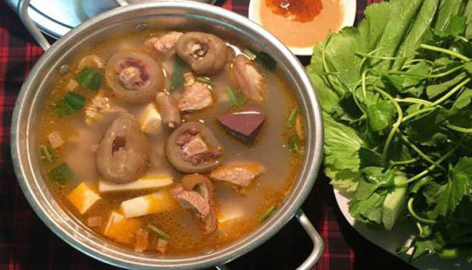 Lẩu Đuôi Bò Gia Đình