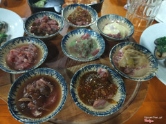 Phần này chỉ có 79k, mình thik vị phô mai nhất có một phần vị j mình ko biết nhưng hơi mặn thik hợp ăn với cơm hoặc rau😅