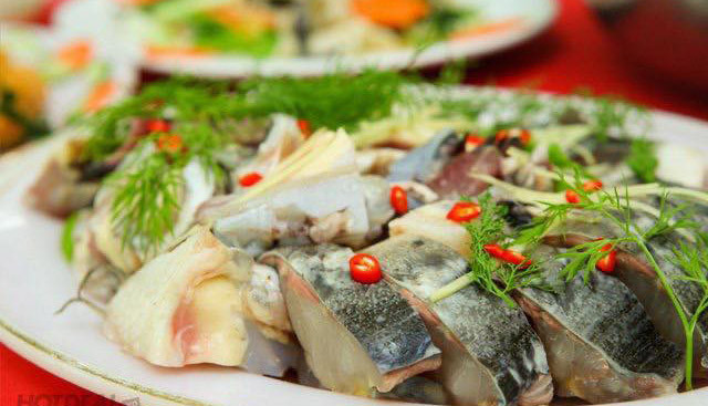 Nhà Hàng Phố Mây