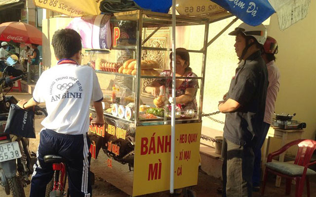 Bánh Mì Heo Quay