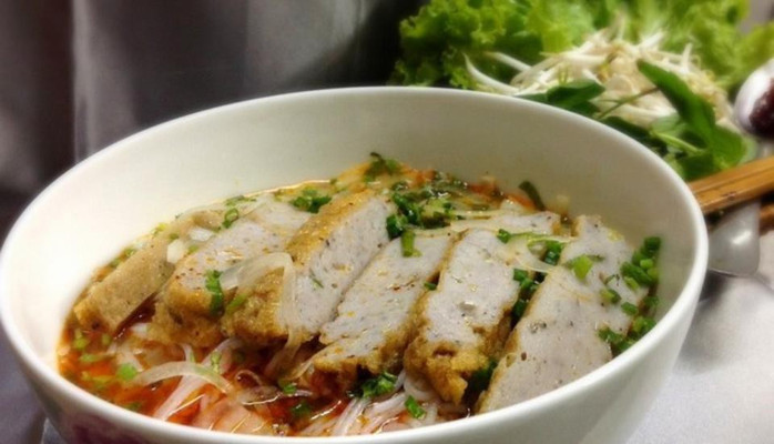 Bún Chả Cá Phố Cổ Hà Nội - Bùi Quang Là