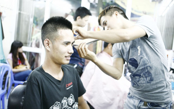 Hớt Tóc Quốc Tuấn - Bình Giã
