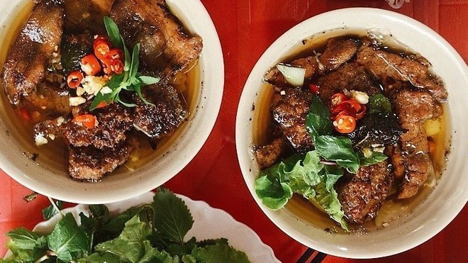 Huyền Dân - Phở & Bún Chả