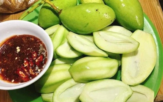 Ăn Vặt CƯỜNG NGÂN - Xoài Cóc Non, Chân Gà & Bánh Tráng - Lê Văn Lương