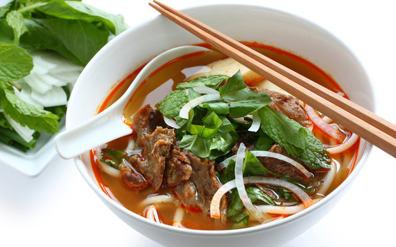 Thành Nguyên Quán - Bún Bò, Phở Sốt Vang