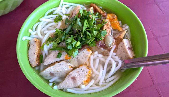 Bánh Canh Cá & Bánh Mì Xíu Mại