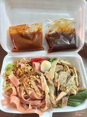 Mì trộn 2 sốt 28k