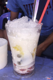 Chè Thai có sầu riêng