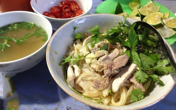 Bún Miến Bánh Đa Gà