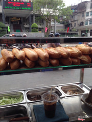 Bánh mỳ các loại, trà sữa thái trà đào