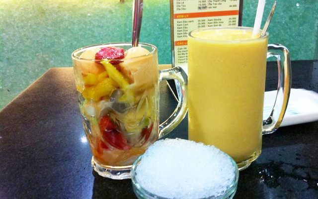 Sinh Tố Trái Cây Bình Dân