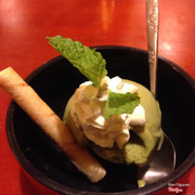 Kem matcha ngon tuyệt, 1 scoop hơi đắt, 28k
