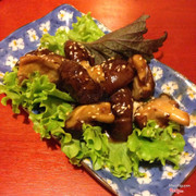 Nấm với special teriyaky, mình không thích souce này lăms vì khá ngọt, nhưng nấm thơm và mềm