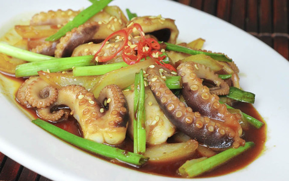 Bên Lề - Nhậu Bình Dân