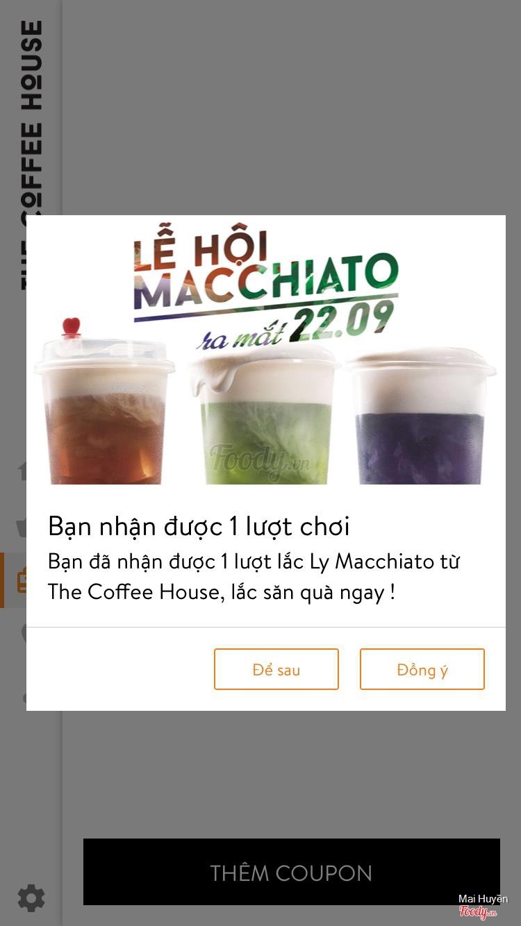 Lắc để nhận quà trong app của The coffee house