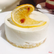 Lemon Cheesecake