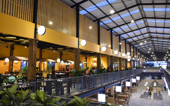 Holiday Sense - Foodcourt Phú Quốc