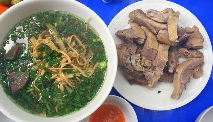 Thủy - Bún Ngan Chặt