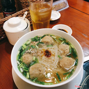 hủ tiếu bò viên