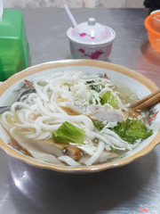 Bánh canh chả cá