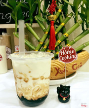 Sữa tươi trân châu đường đen “hot hòn họt”