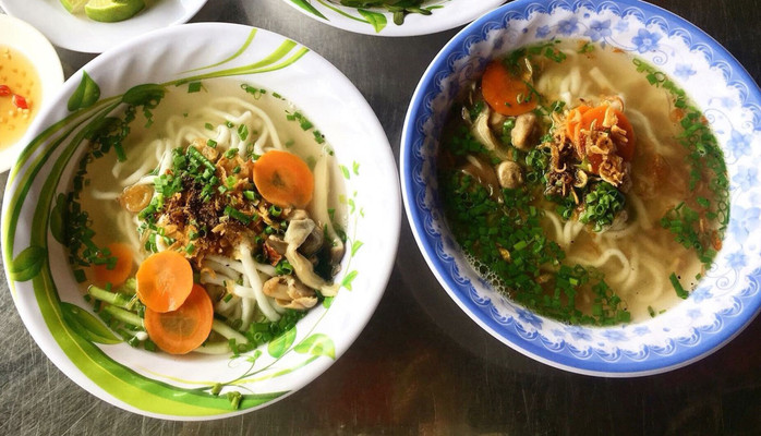 Bánh Canh Cá Lóc Rau Đắng O Nị