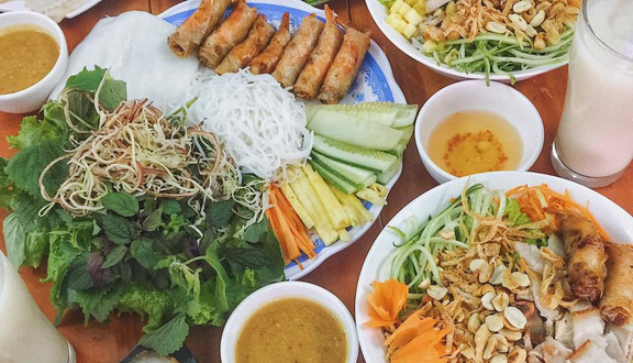 Bánh Tráng Cuốn Thịt Heo - Đặc Sản Đà Nẵng - Lê Viết Thuật