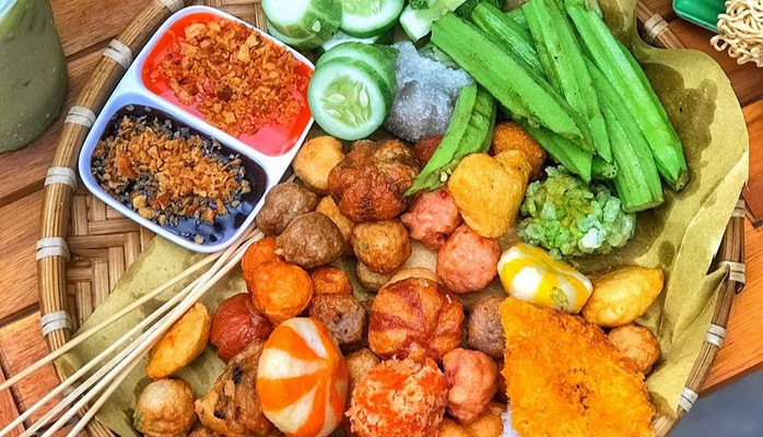 Ăn Vặt Timo - Xiên Que - Đường Hoàng Ngân