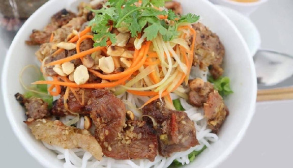Ngọc - Bún Thịt Nướng & Gỏi Cuốn - Hòa Bình